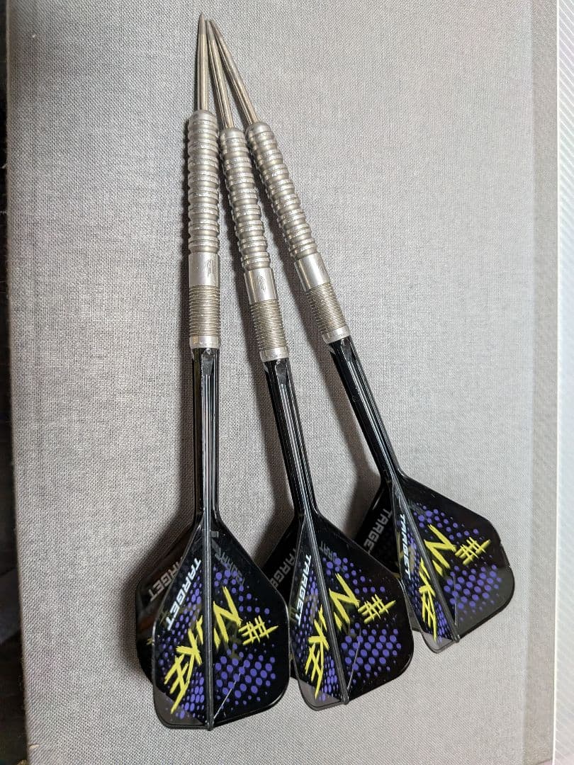 スティールダーツ 　エイドリアンルイス　23g