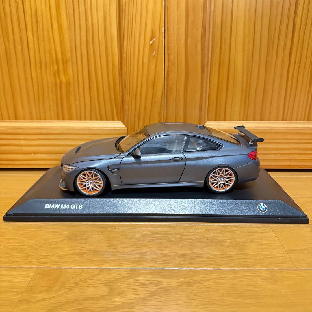 ミニチャンプス 1/18  M4 GTS 2016 ダークグレー