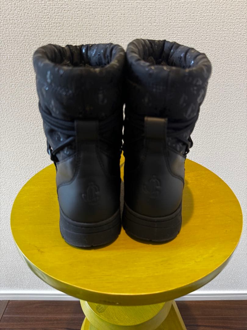 ★Jimmy Chooジミーチュー防水フリースライニングスノーブーツ(女性用)★