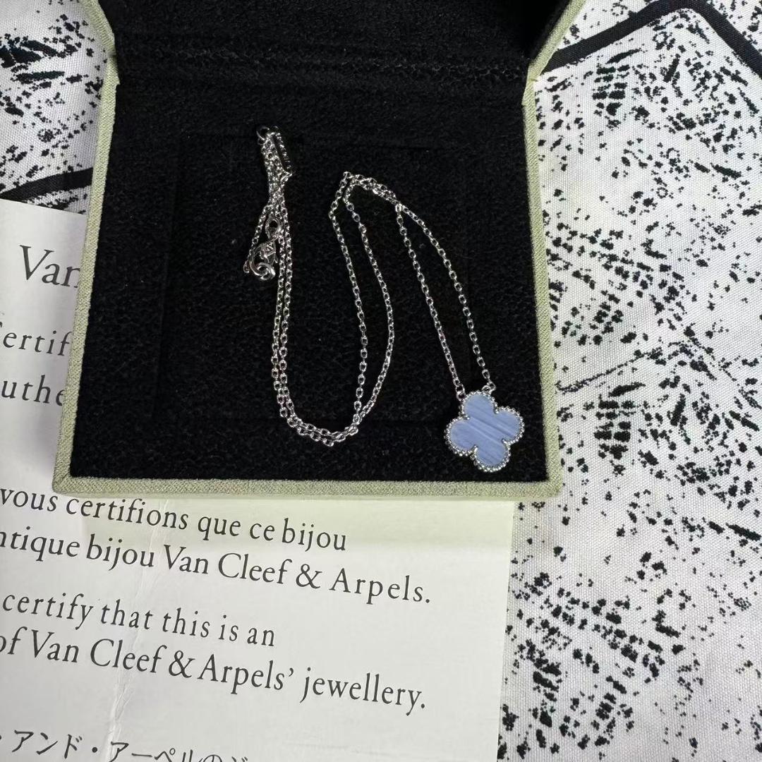 Van Cleef & Arpels 青 クローバーネックレス@