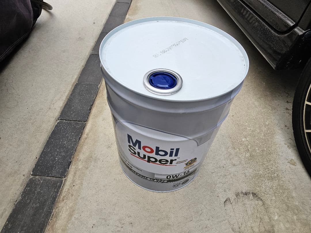 定価2.5万 Mobil Super 0W-16 エンジンオイル 20L