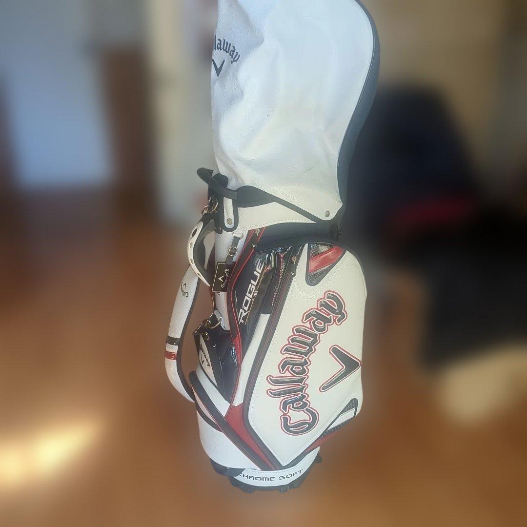 Callaway Rogue キャディバッグ ホワイト/レッド