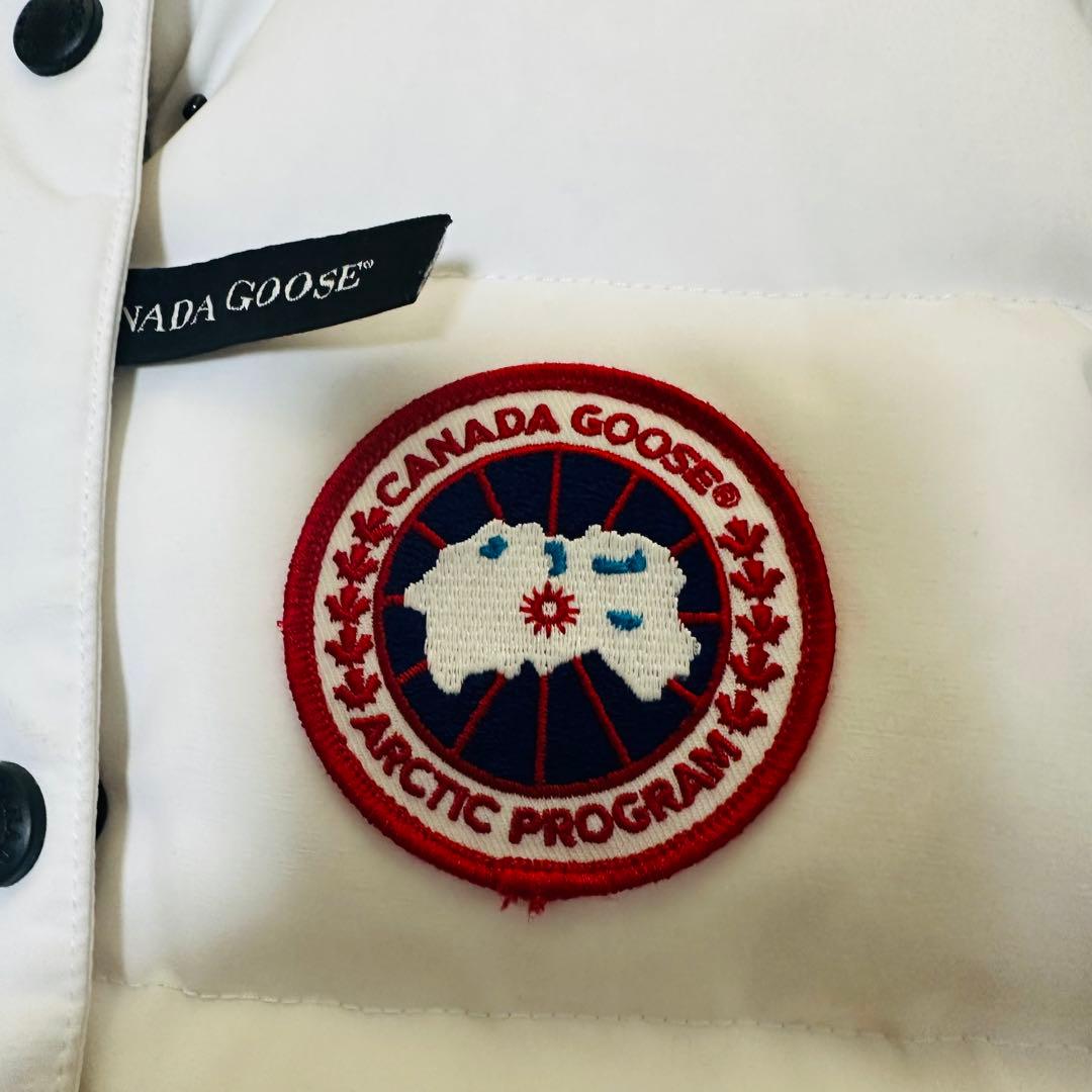 ★ ★カナダグース フリースタイル ベスト 白 S