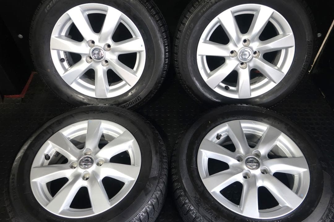 日産純正 E12ノート 21年製 BSスタッドレス 185/65R15 ティーダ