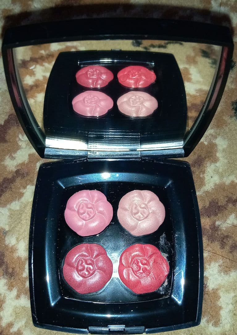 CHANEL 4 FLEURS DE CHANEL リップカラー