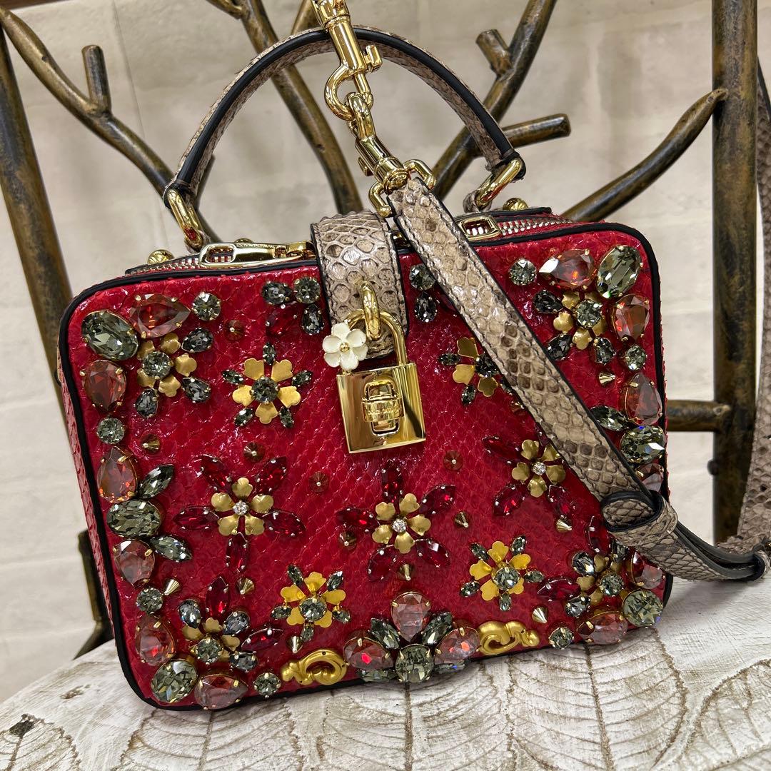 ❣️バーゲン、ドルチェ&ガッパーナ　Box型ミニポシェット華麗❗️