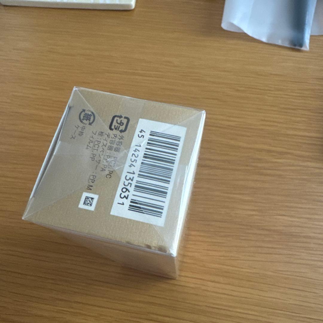 clé de peau セラムラフェルミサンS n美容液