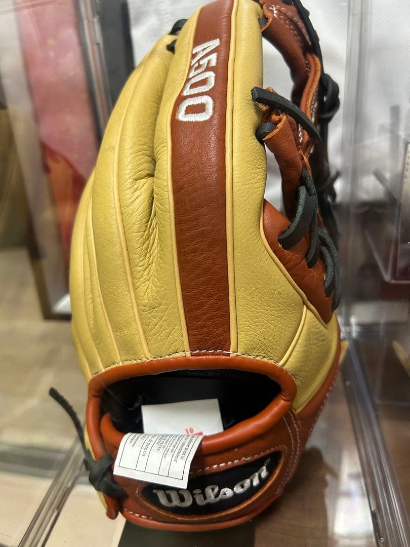 MLB サンフランシスコ　マット　チャップマン　直筆サイン　グローブ