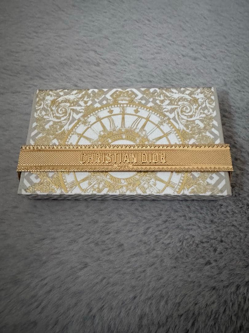 Dior エクランクチュールマルチユースパレット　クリスマスコフレ　アイシャドウ