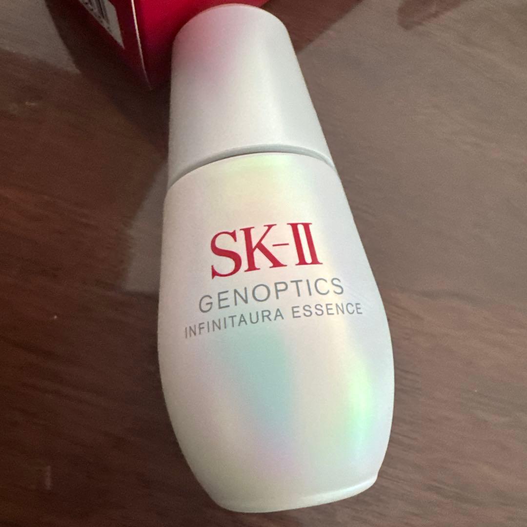 SK-II ジェノプティクス インフィニットオーラ エッセンス 30ml 新品
