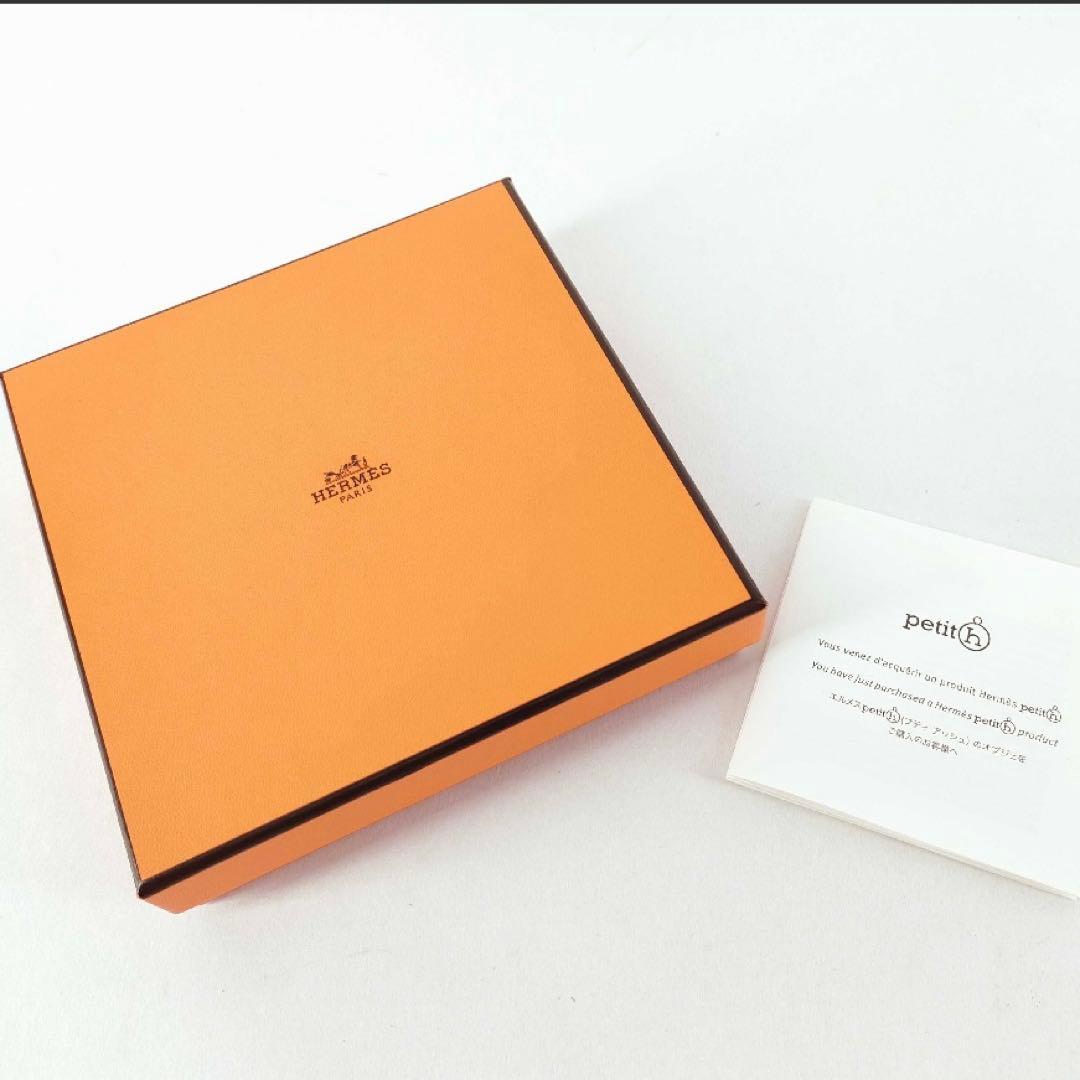 箱付き美品　エルメス　イルカ　プティアッシュ　チャーム