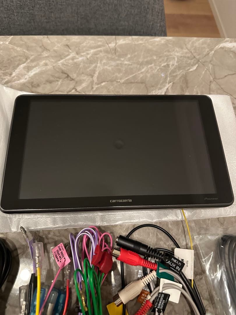 カロッツェリア　dmh-sf500 ディスプレイオーディオ　9インチ