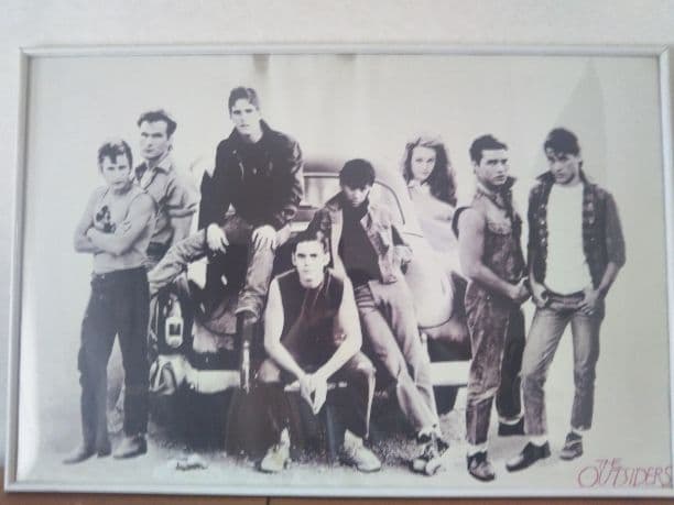 「THEOUTSIDERS」ポスター