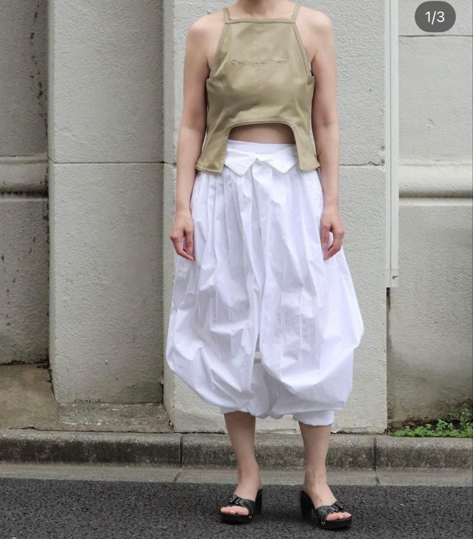 フミカウチダUNIFORM WEAPON SQUARE-NECK TOP