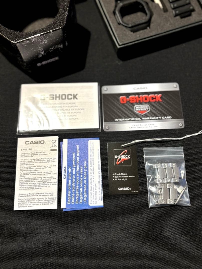 入*介様 【純正】Gショック5600 オールブラック　メタルバンド　反転液晶