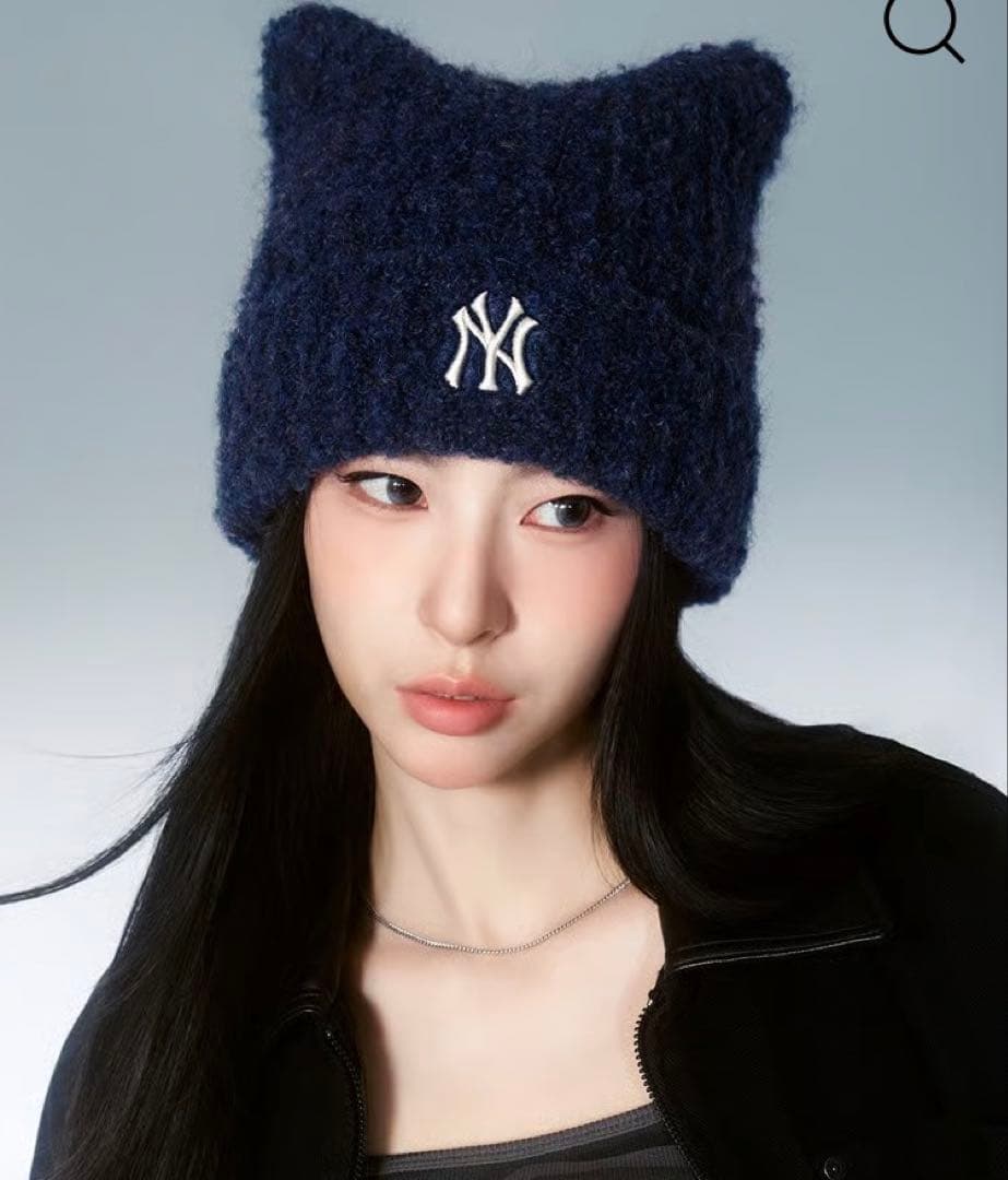 MLB ビーニー ネイビー 青 karina着用 猫耳 ニット帽 韓国 カリナ