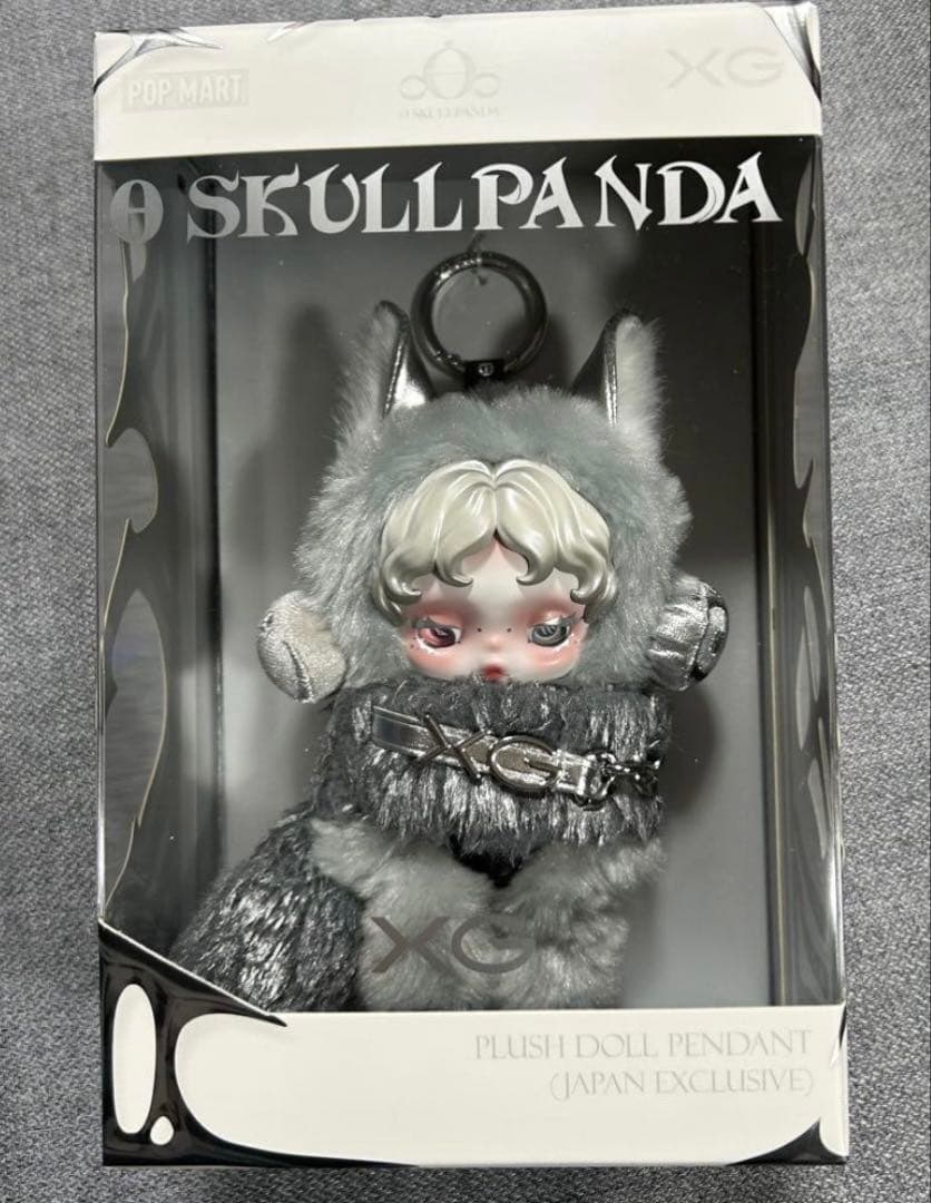 POPMART SKULLPANDA × XG ぬいぐるみペンダント（日本限定）
