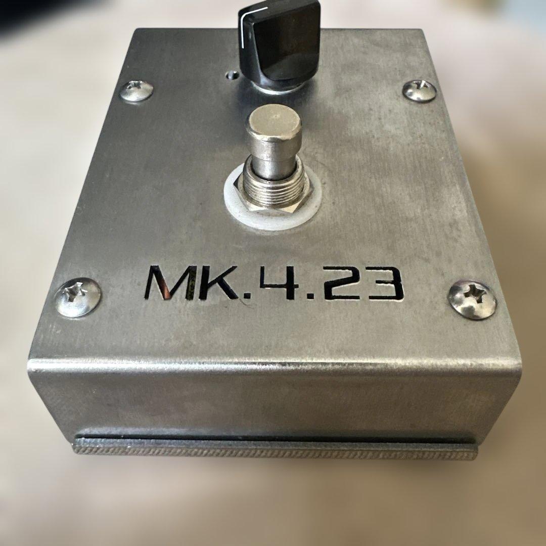 MK.4.23 ギターエフェクター