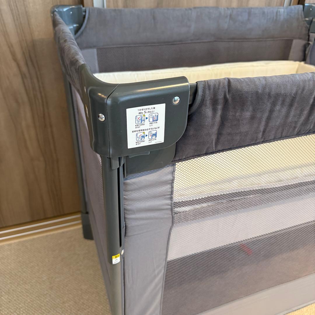 アップリカ　ココネル　エアー　プラス　ベビーベッド　ベビーサークル