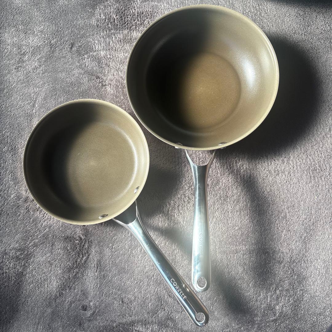 コレール フライパン　20cm、26cm深型