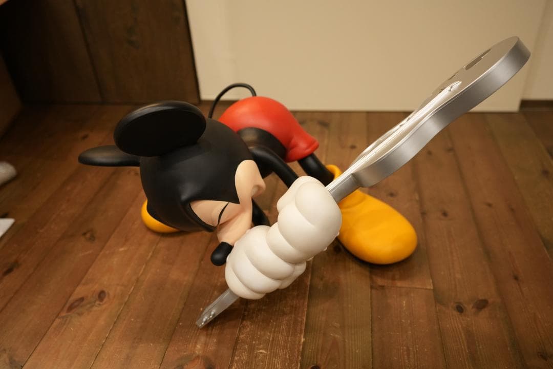 ロエン　クラッシュミッキー　フィギュア