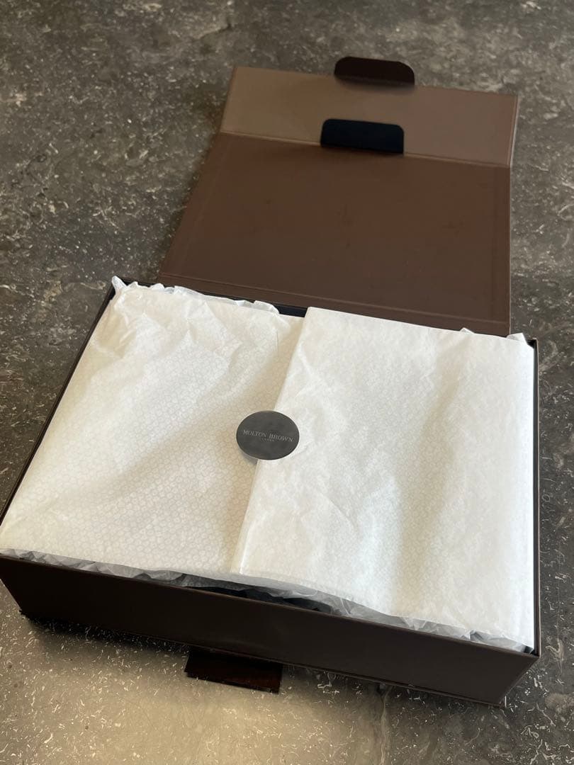 MOLTON BROWN バスセット 3本入り　ギフトボックス入り