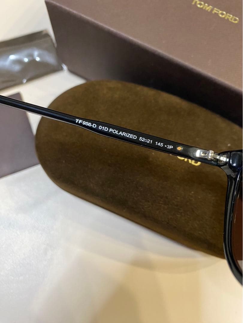 Tom Ford 偏光レンズ　サングラス　新品！
