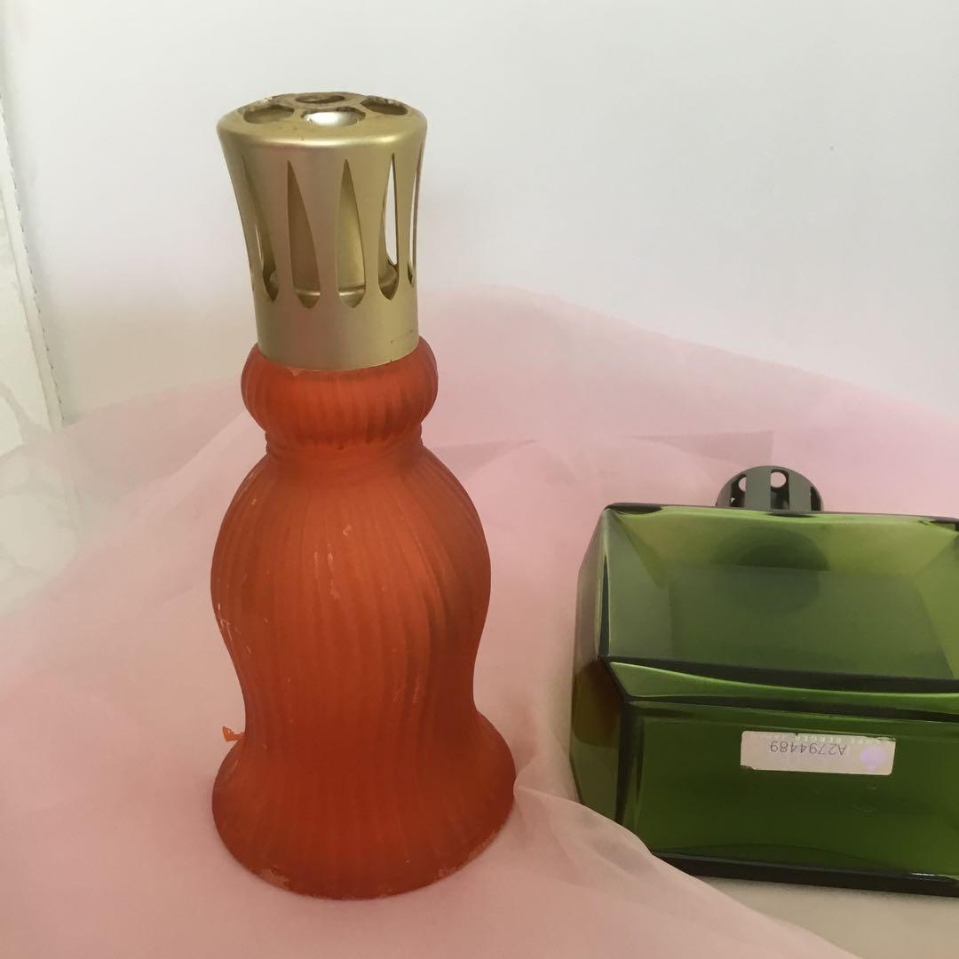 オレンジと緑のアロマディフューザー　ランプベルジェ正規品、便りキャップ￼