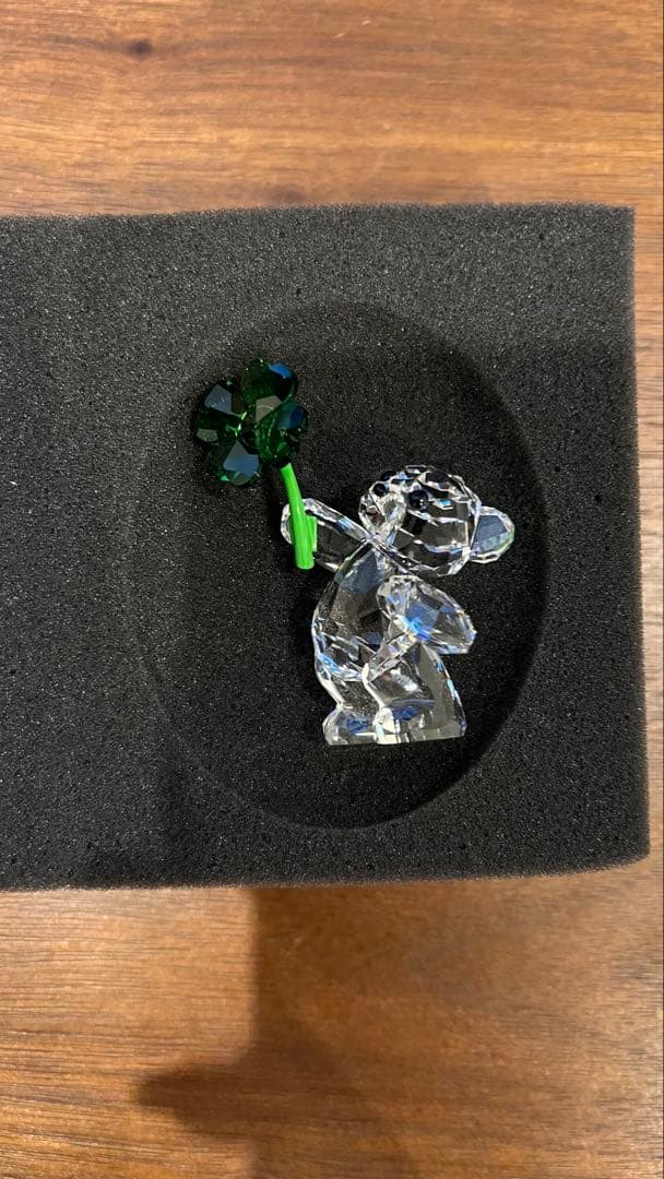Swarovski クリスタルベア クローバー