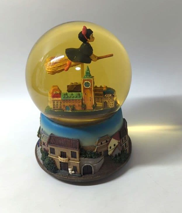 魔女の宅急便　ウォーターボール　スノードーム　キキ　コリコの街並み