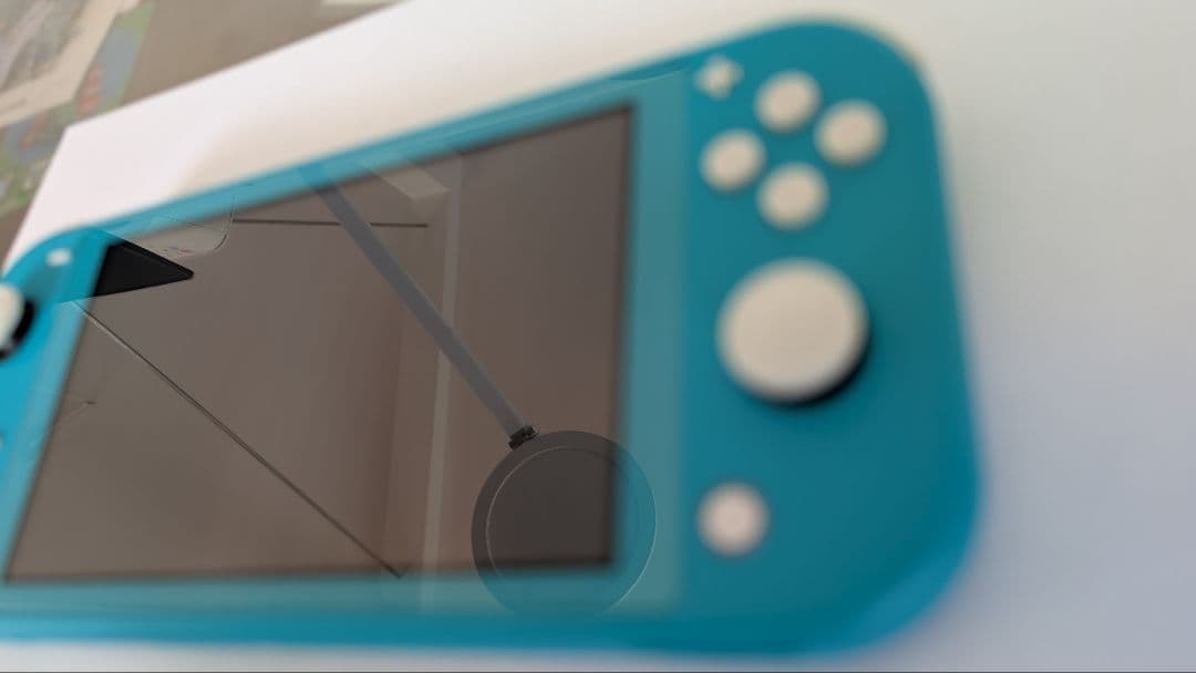 Nintendo Switch Lite 本体 持ち運びケース、グリップ付