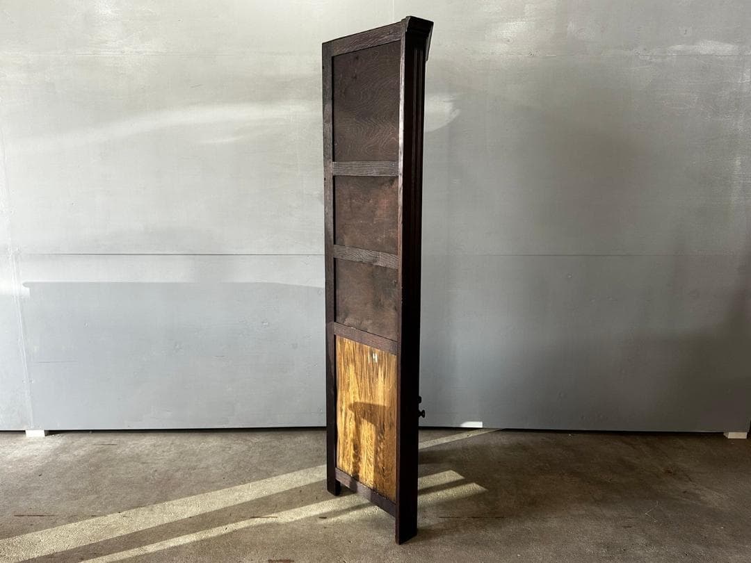 イギリスヴィンテージ コーナーカップボード コーナーキャビネット 食器棚 飾棚