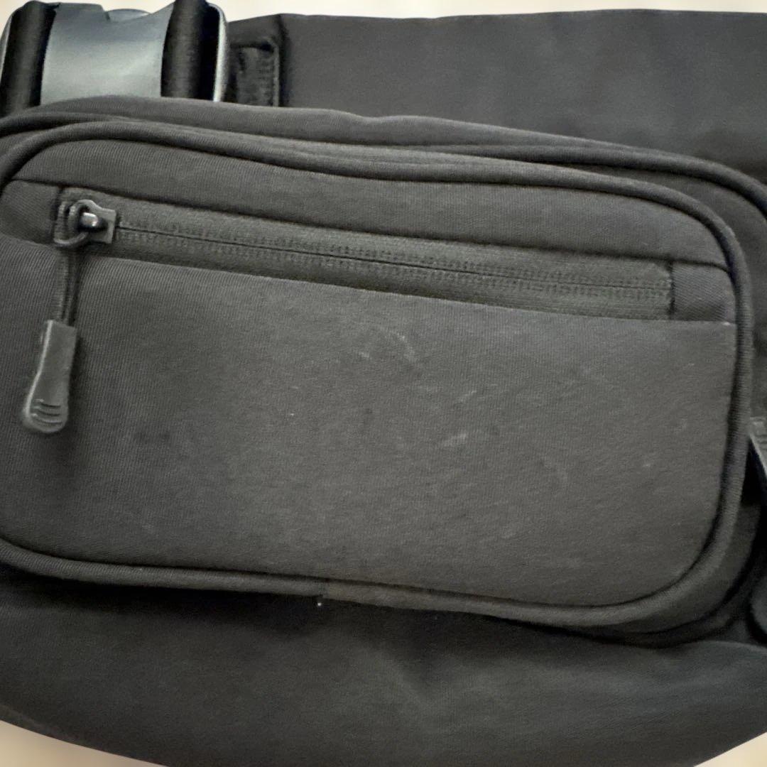 POMULU 2WAY ヒップシート　ブラック