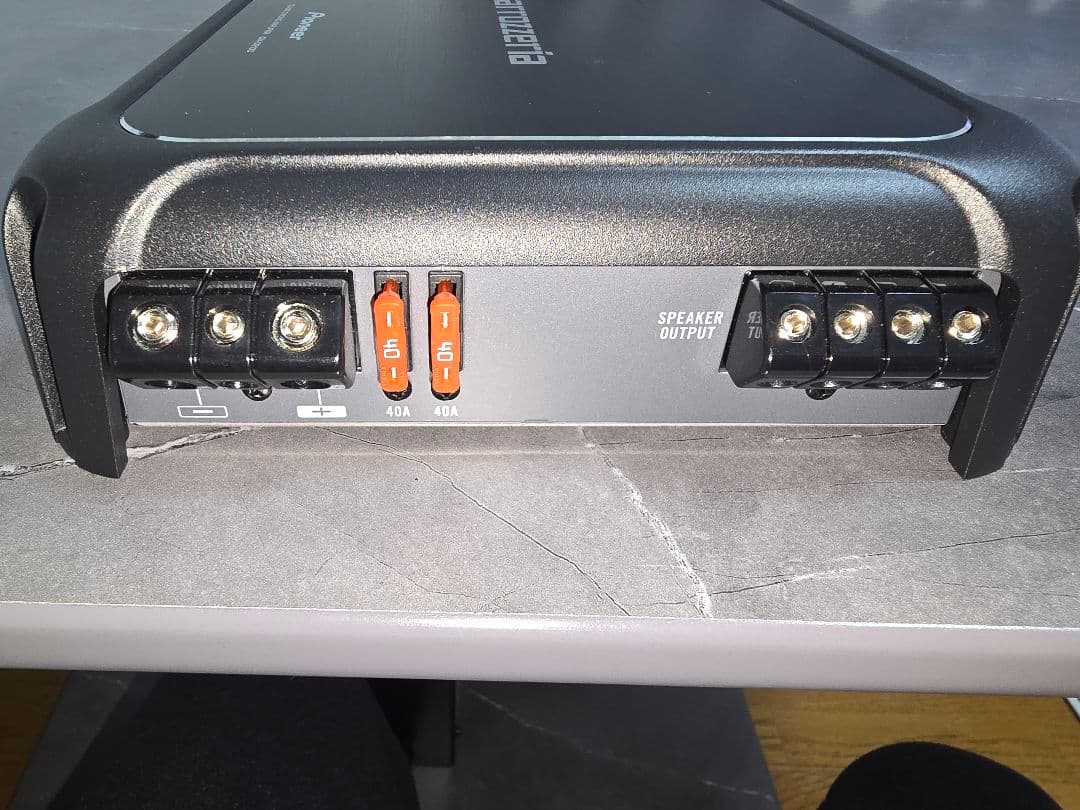 Pioneer carrozzeria GM-D8100 おまけ付