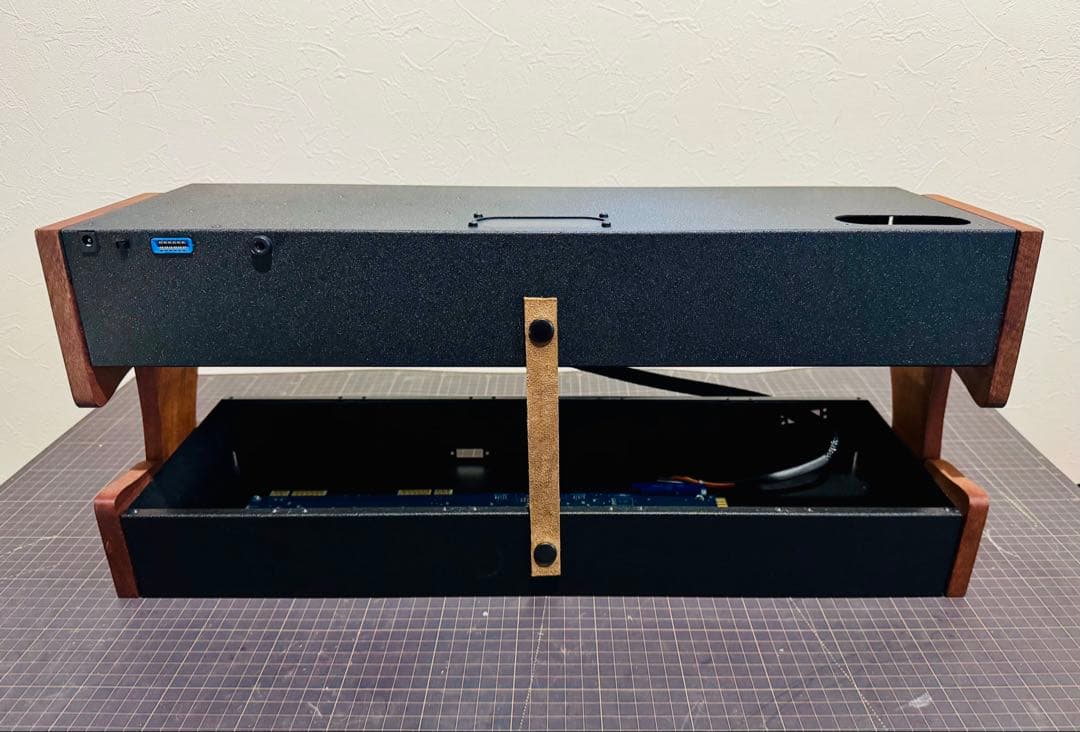 鍵盤楽器 Buchla 201e-10 Powered Cabinet