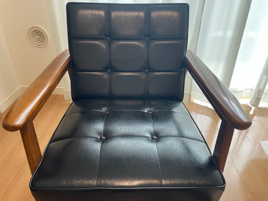 カリモク60 Kチェアーブラック　1人掛け