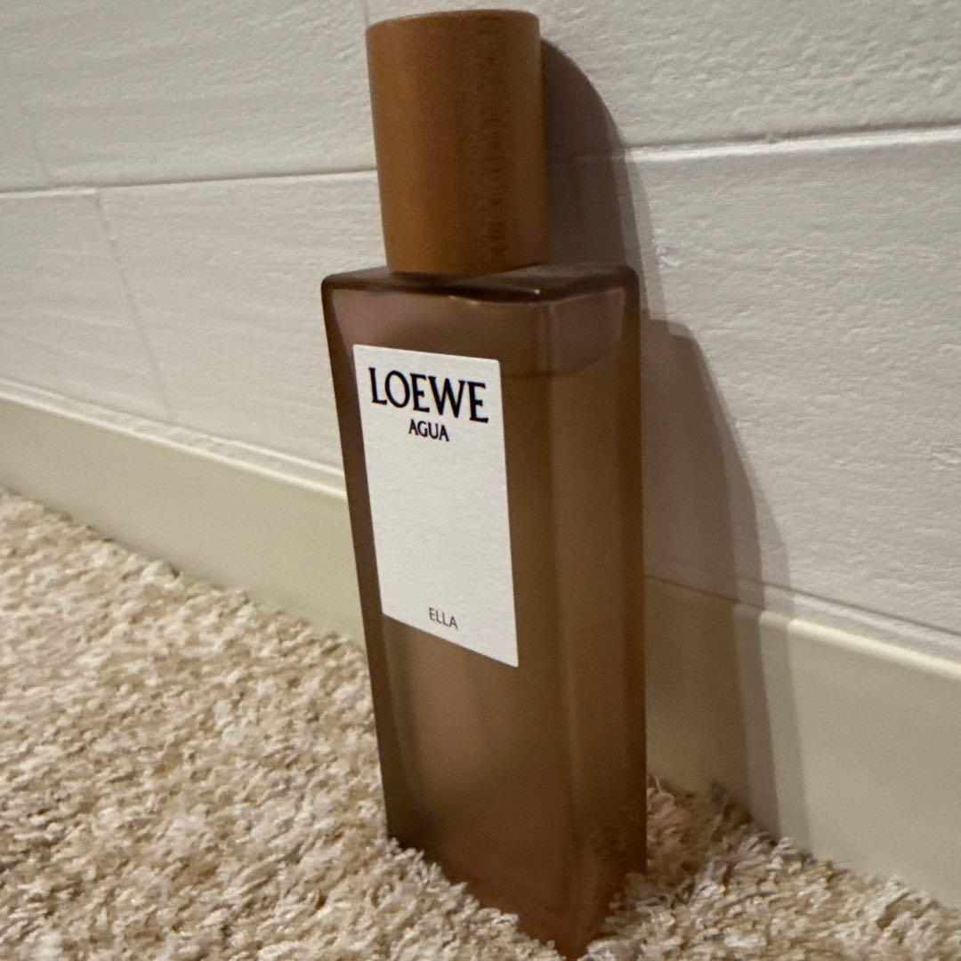 ロエベ　香水　アグア