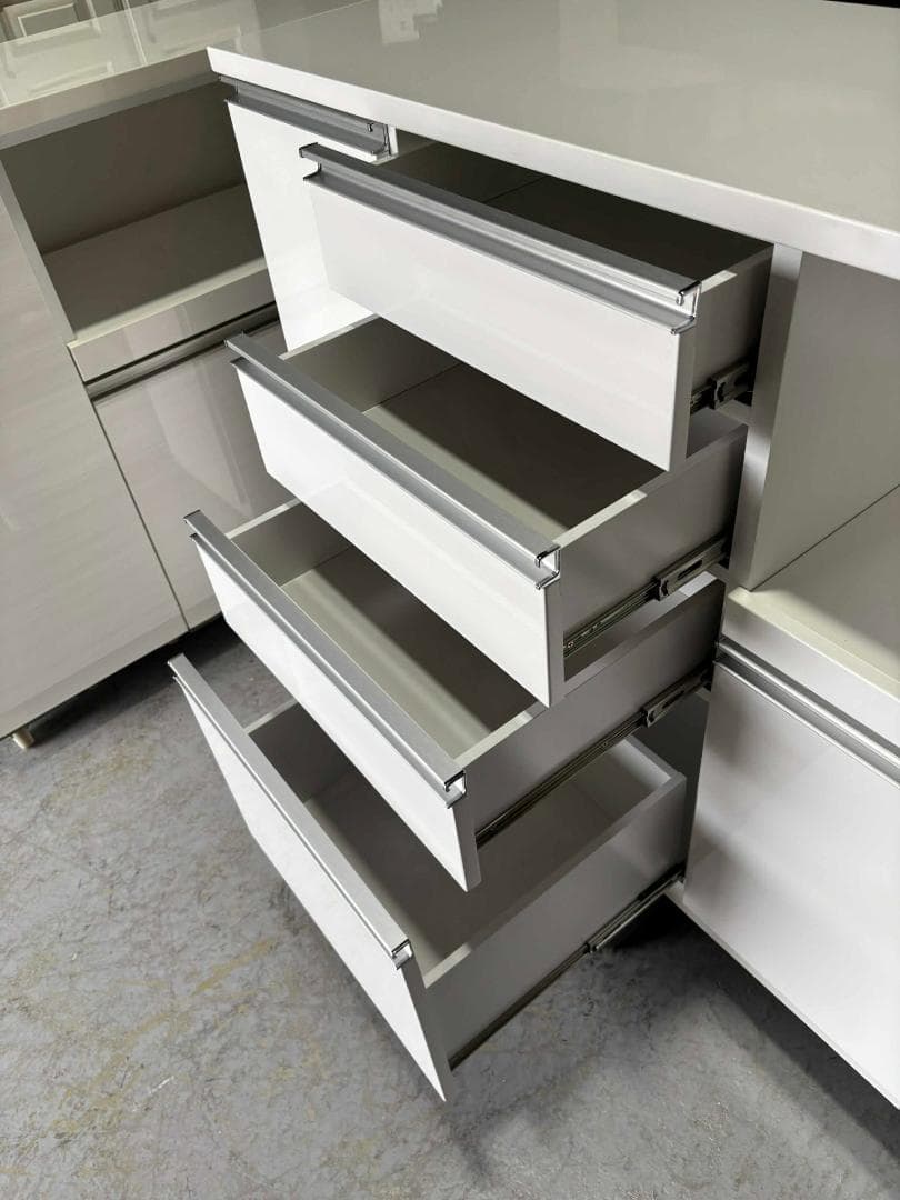 モダン キッチンカウンター、キッチンボード、幅120cm Used/美品