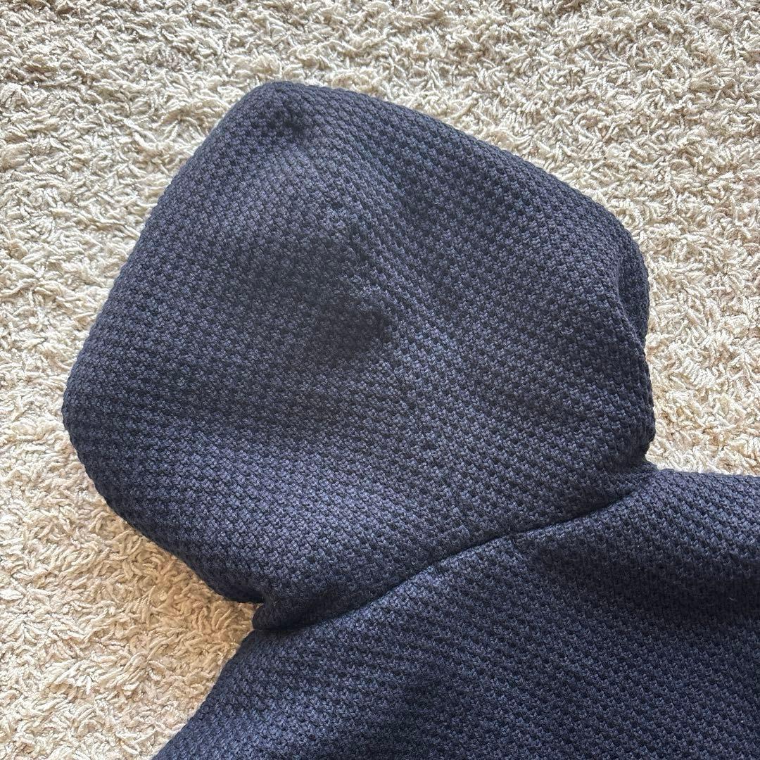 【極美品】バーバリーブラックレーベル ニットベスト 中綿入り フーディー 刺繍入