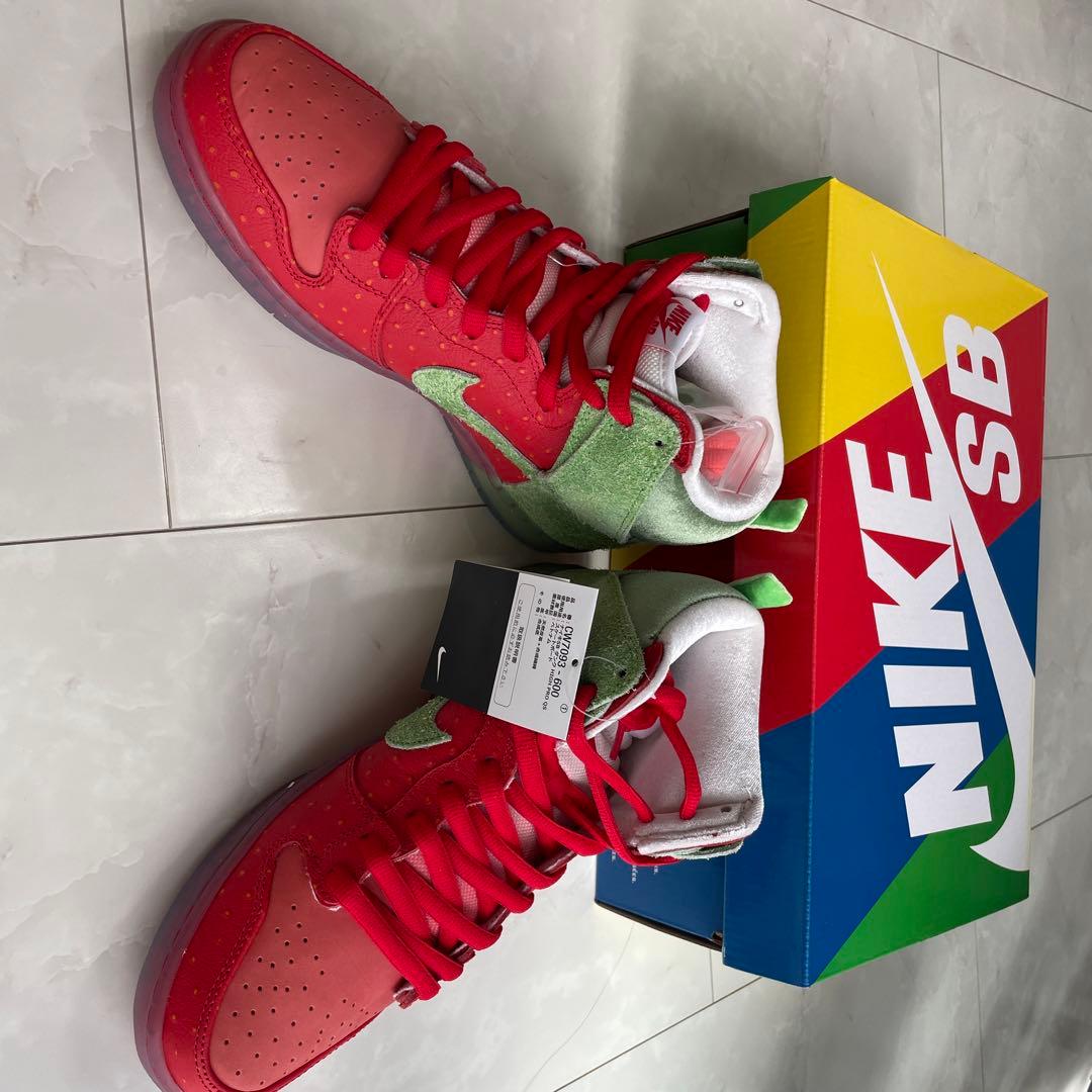 お値下げ！NIKE SB Dunk High ストロベリーコフ　レッド/グリーン