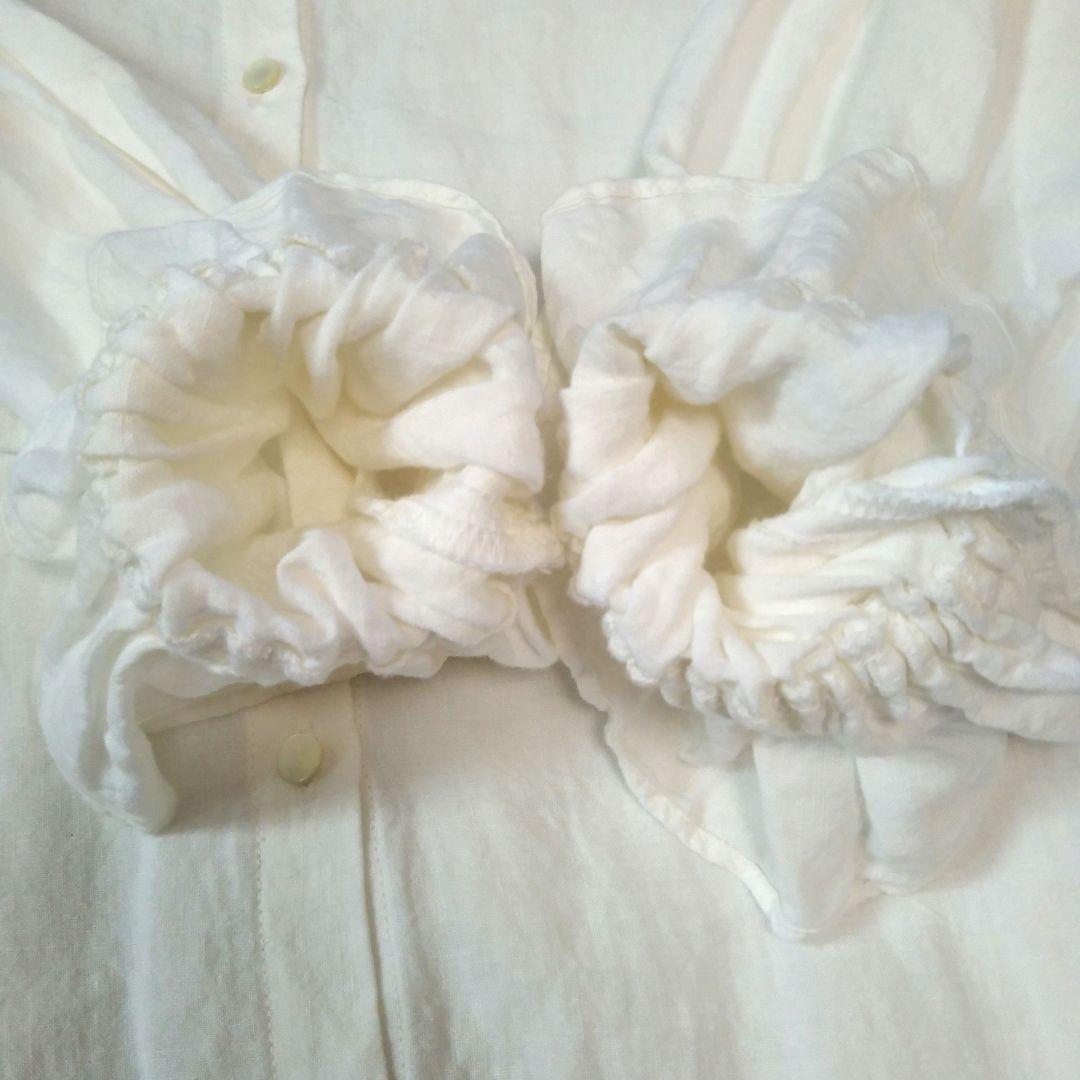 タグ付き　ネストローブ　リネン近江晒しラッフル袖2wayブラウス 　白