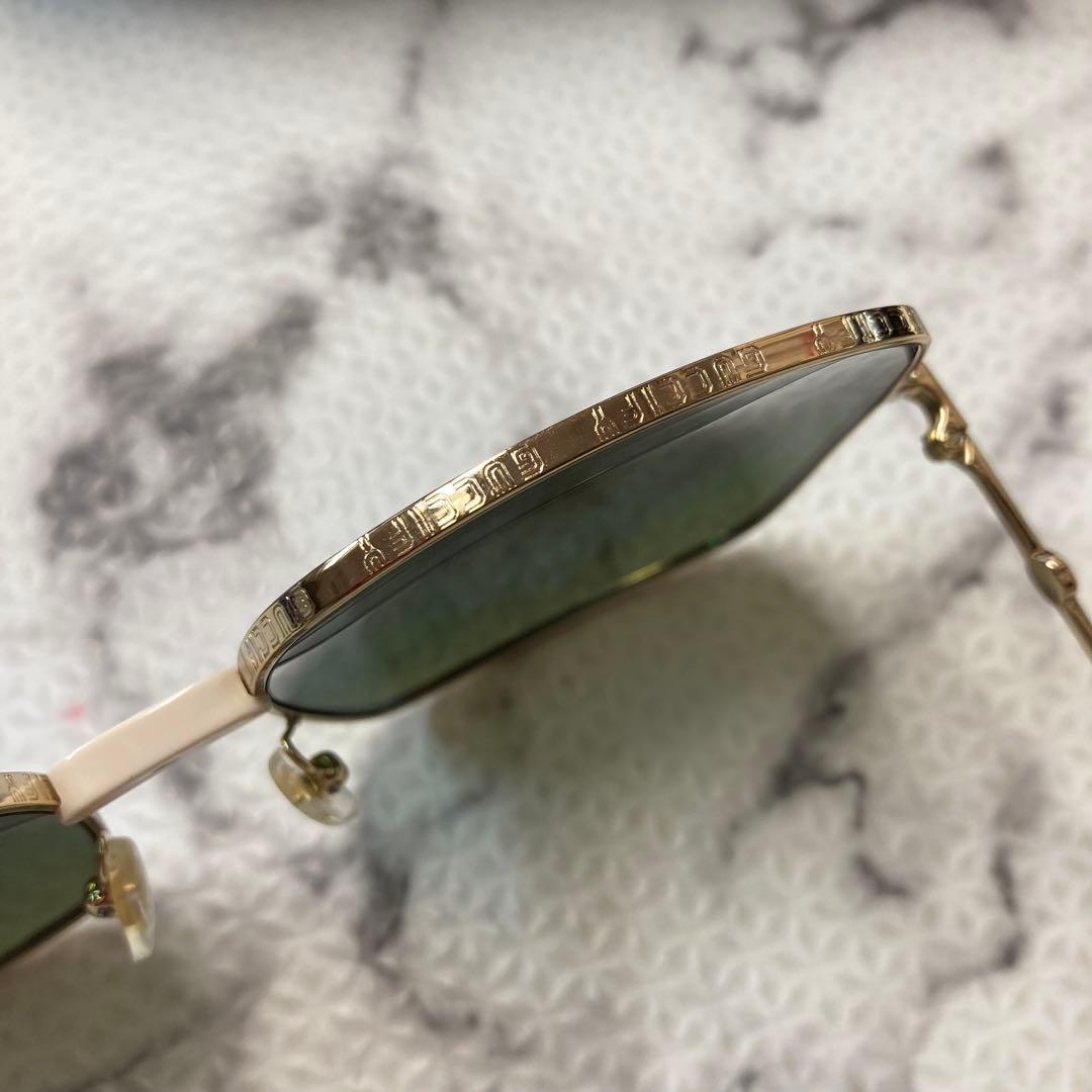 美品 GUCCI サングラス タイガーグラフィック ミラーアビエーターサングラス