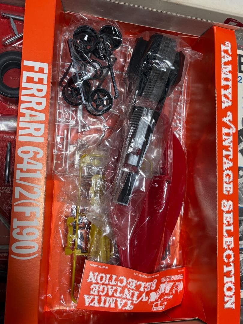タミヤ TAMIYA Ferrari 641/2 (F190) 1/12