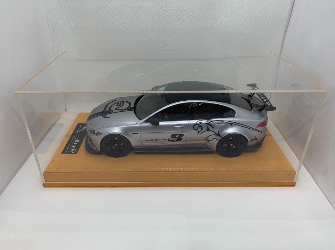1/18 ジャガーXE プロジェクト8 Jaguar XE