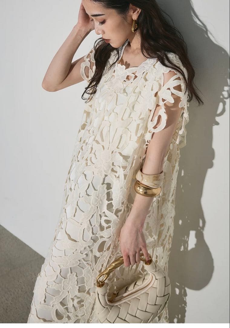 ANDREA AUBREY レースレイヤードワンピース　セレモニードレス