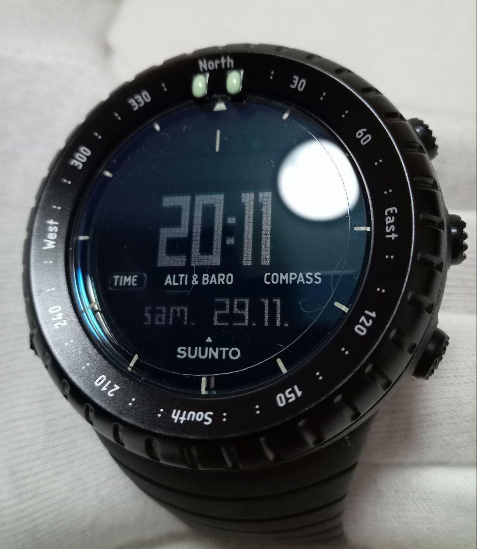 SUUNTO CORE　コア　アウトドア時計　ALL BLACK　未使用に近い