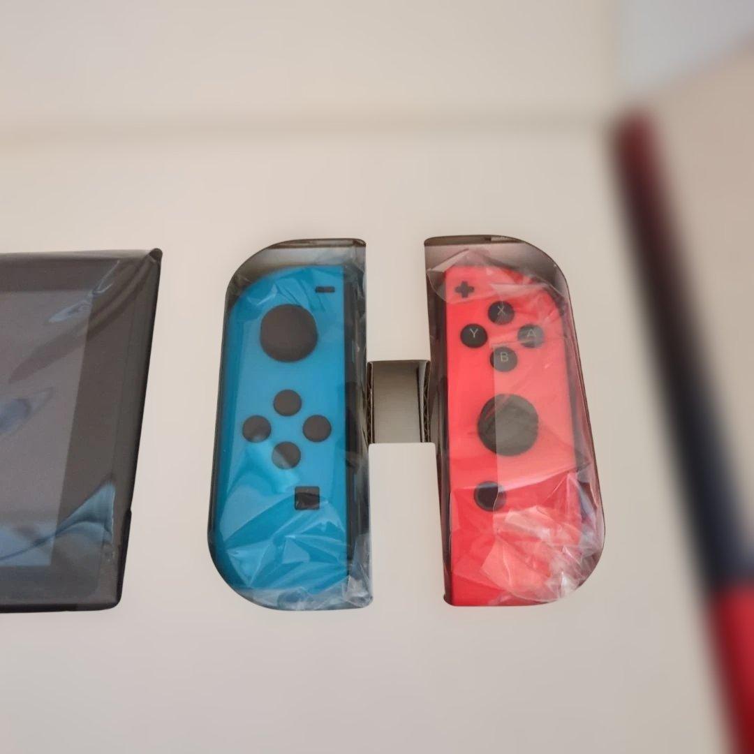 美品☆新品未使用の部品有　Nintendo Switch 本体