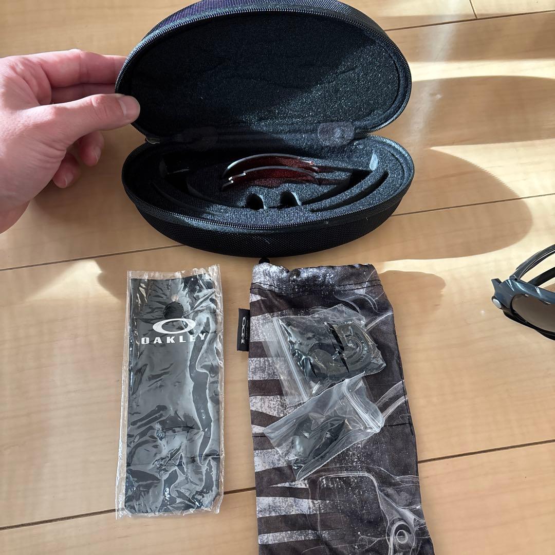 スポーツタイプ ブラックサングラス