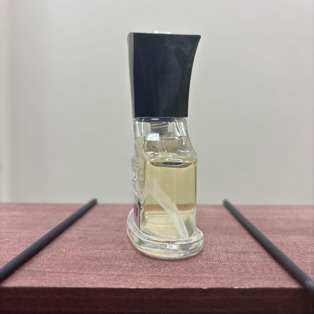 クリード アバントゥス オードパルファム 30ml 香水 AVENTUS