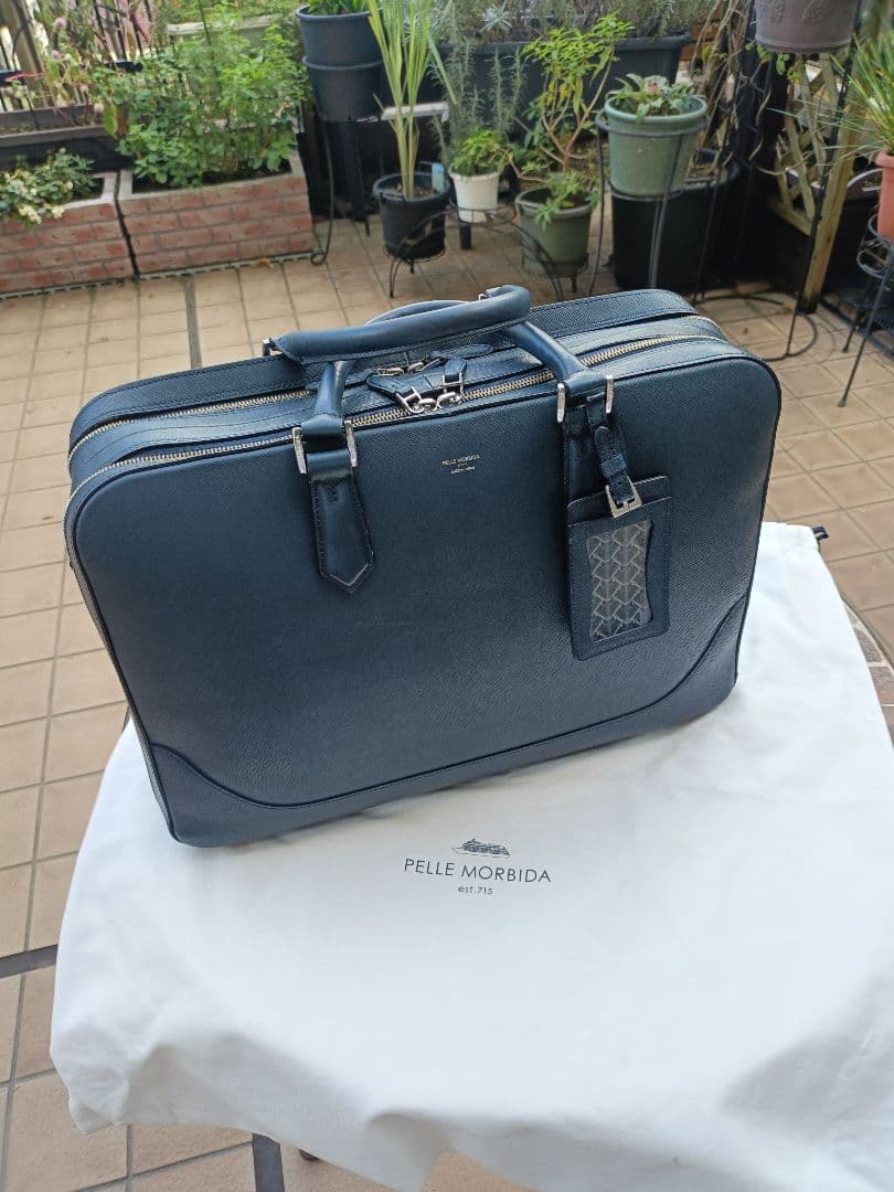 ペッレモルビダ　ブリーフバック　2室タイプ　ネイビー